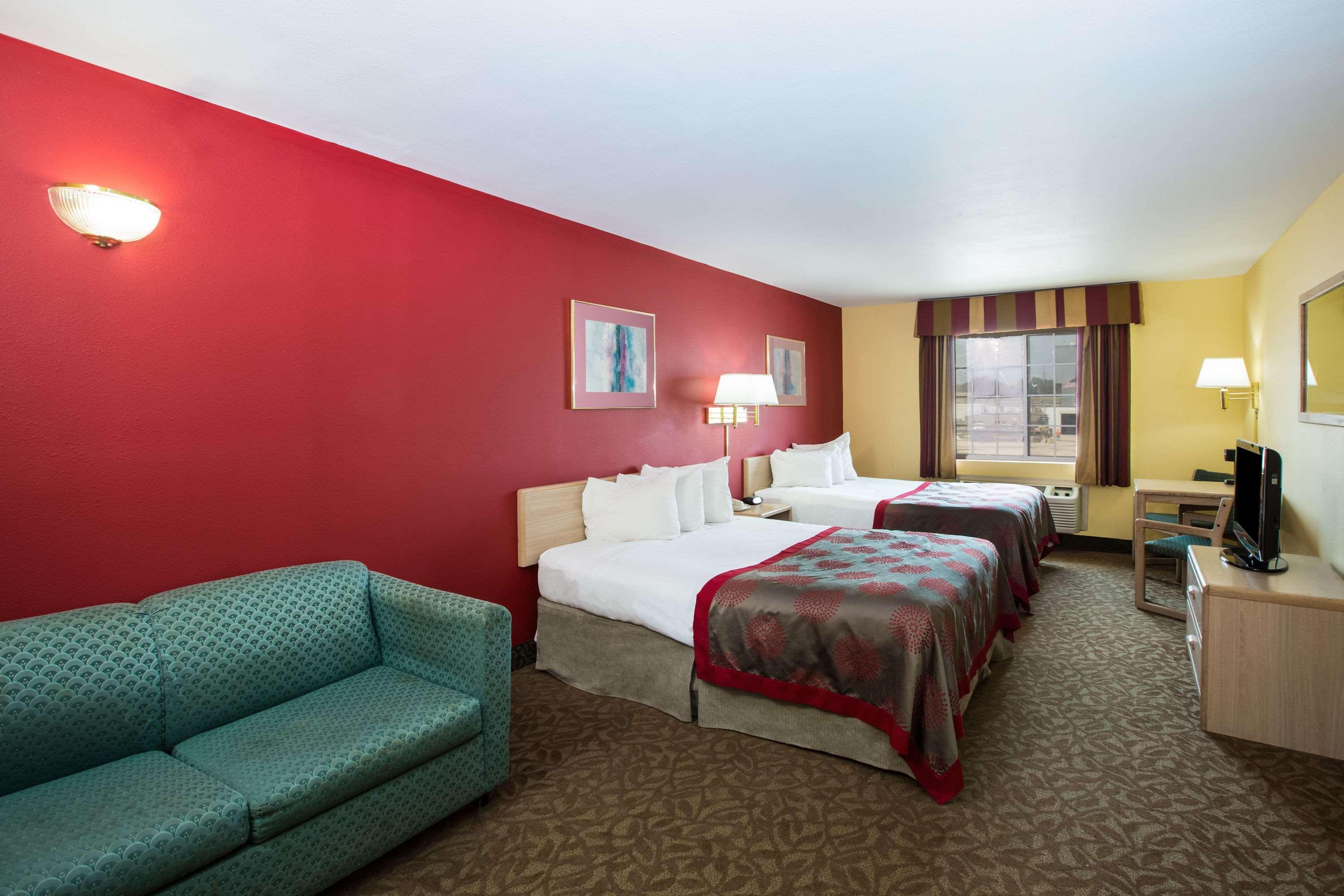 Ramada By Wyndham Sioux Falls Exterior foto